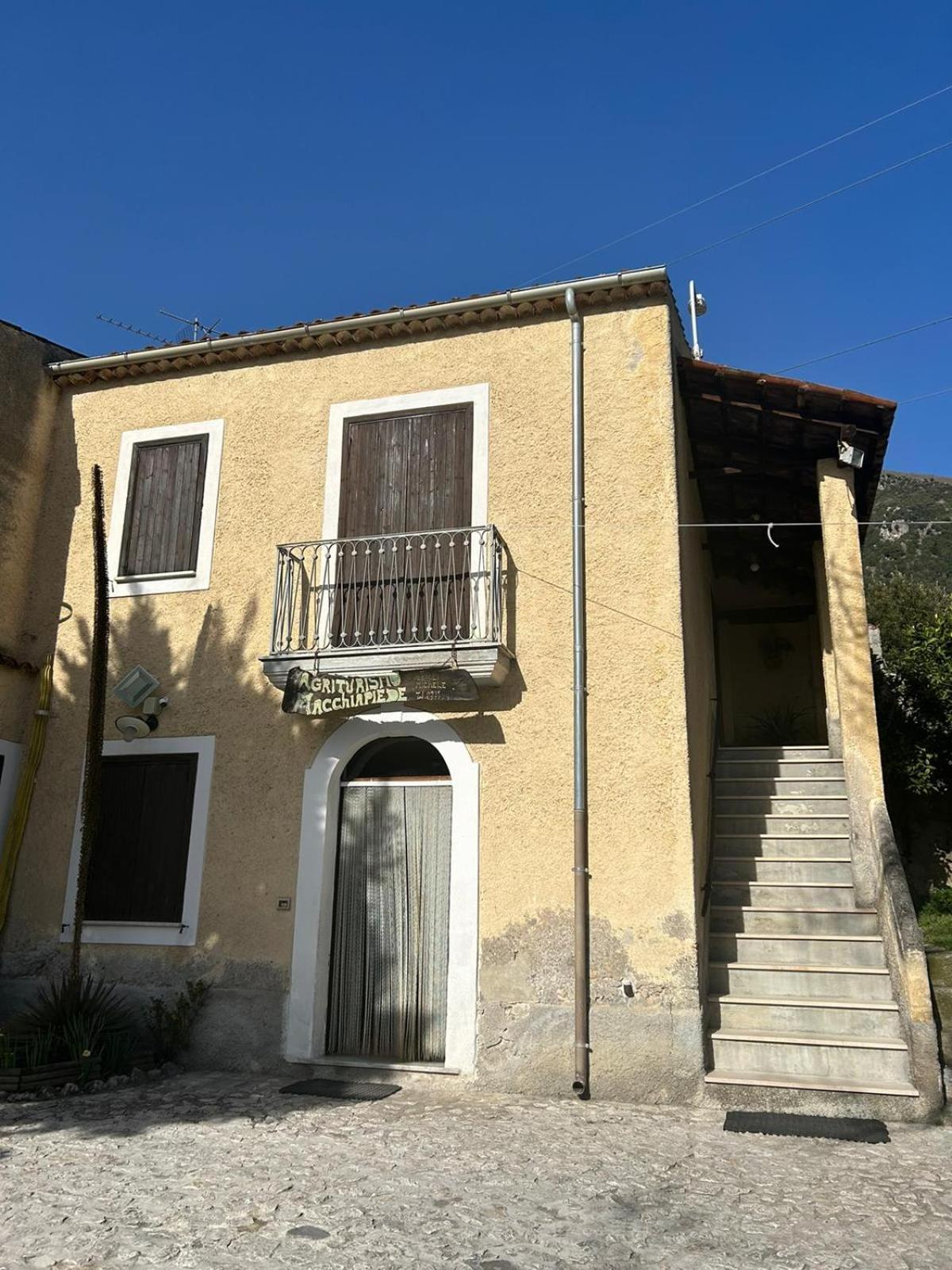 Agriturismo Macchiapiede Сала Консилина Екстериор снимка