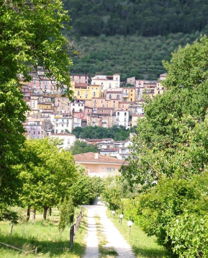 Agriturismo Macchiapiede Сала Консилина Екстериор снимка